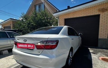 Toyota Camry, 2017 год, 2 000 000 рублей, 7 фотография