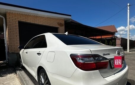 Toyota Camry, 2017 год, 2 000 000 рублей, 6 фотография