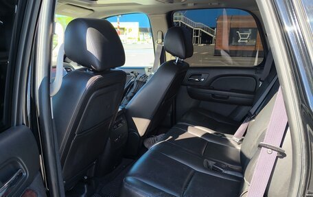 Chevrolet Tahoe III, 2013 год, 2 100 000 рублей, 8 фотография