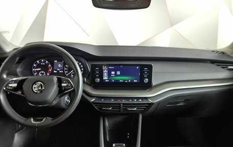 Skoda Octavia IV, 2021 год, 2 200 000 рублей, 15 фотография