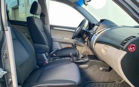 Mitsubishi Pajero Sport II рестайлинг, 2014 год, 1 780 000 рублей, 10 фотография