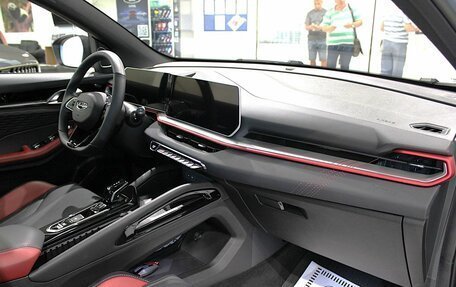 Geely Coolray I, 2024 год, 2 270 000 рублей, 23 фотография