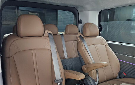 Hyundai Staria, 2025 год, 6 874 000 рублей, 12 фотография