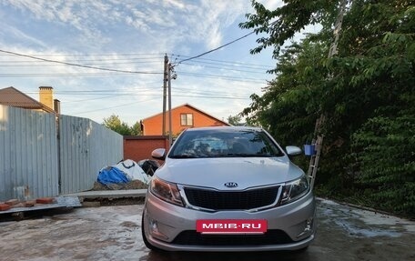 KIA Rio III рестайлинг, 2012 год, 750 000 рублей, 2 фотография