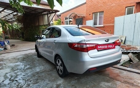 KIA Rio III рестайлинг, 2012 год, 750 000 рублей, 7 фотография