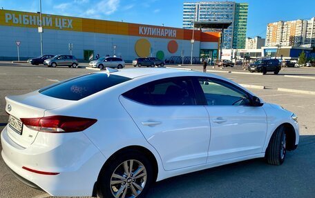 Hyundai Elantra VI рестайлинг, 2018 год, 1 490 000 рублей, 11 фотография
