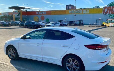 Hyundai Elantra VI рестайлинг, 2018 год, 1 490 000 рублей, 9 фотография