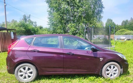 Hyundai Solaris II рестайлинг, 2011 год, 550 000 рублей, 6 фотография