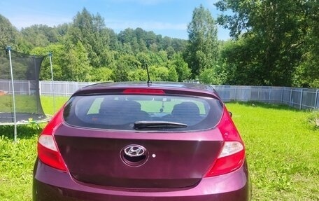 Hyundai Solaris II рестайлинг, 2011 год, 550 000 рублей, 4 фотография