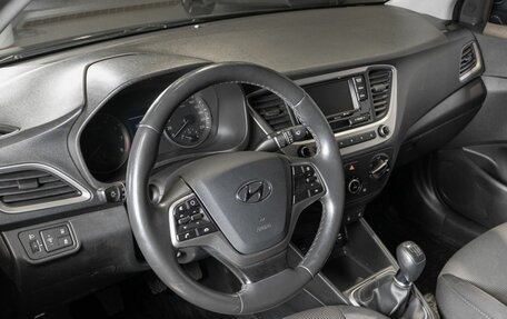Hyundai Solaris II рестайлинг, 2018 год, 1 308 300 рублей, 5 фотография