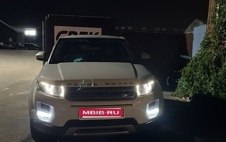 Land Rover Range Rover Evoque I, 2015 год, 2 220 000 рублей, 24 фотография