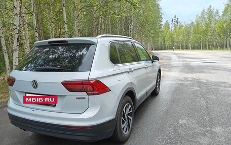 Volkswagen Tiguan II, 2018 год, 2 599 000 рублей, 7 фотография