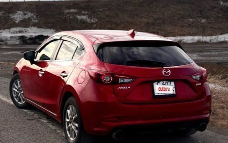 Mazda Axela, 2017 год, 1 050 000 рублей, 2 фотография