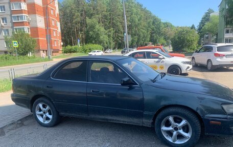 Toyota Vista, 1993 год, 145 000 рублей, 2 фотография