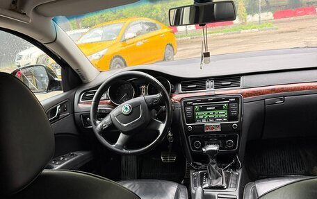 Skoda Superb III рестайлинг, 2011 год, 595 000 рублей, 7 фотография