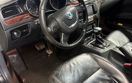 Skoda Superb III рестайлинг, 2011 год, 595 000 рублей, 9 фотография