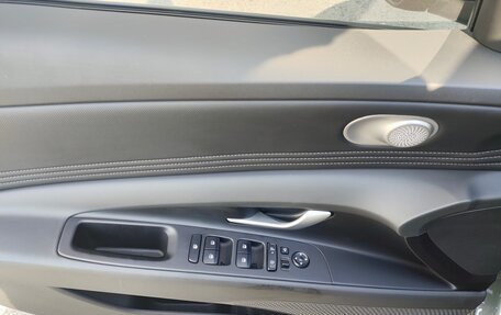 Hyundai Elantra, 2023 год, 2 350 000 рублей, 13 фотография