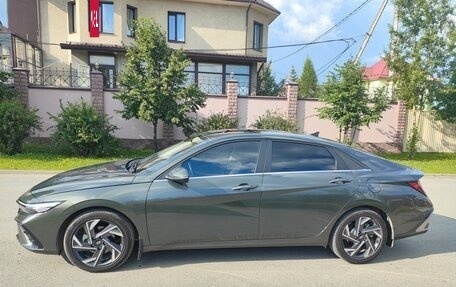 Hyundai Elantra, 2023 год, 2 350 000 рублей, 4 фотография