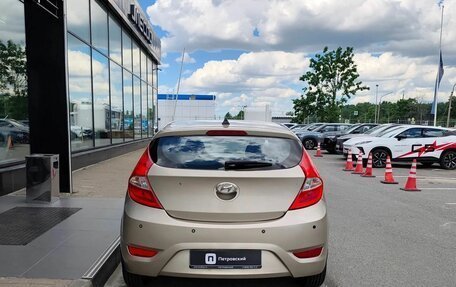 Hyundai Solaris II рестайлинг, 2013 год, 795 000 рублей, 7 фотография