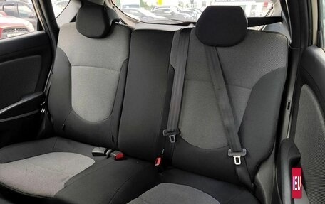 Hyundai Solaris II рестайлинг, 2013 год, 795 000 рублей, 18 фотография