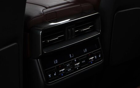 Lexus LX, 2023 год, 13 850 046 рублей, 12 фотография