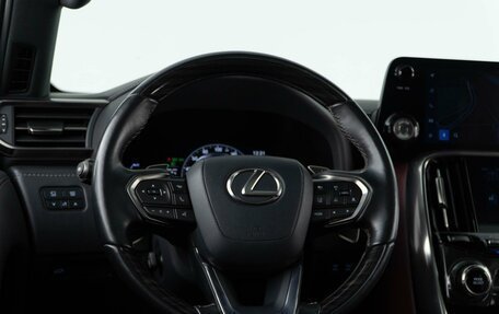 Lexus LX, 2023 год, 13 850 046 рублей, 16 фотография
