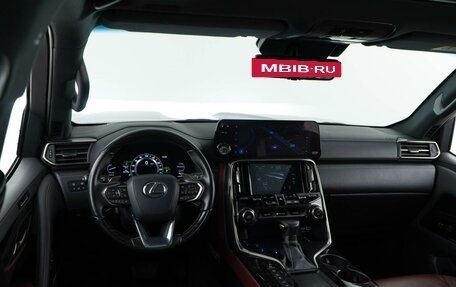 Lexus LX, 2023 год, 13 850 046 рублей, 6 фотография