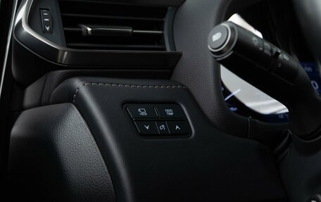 Lexus LX, 2023 год, 13 850 046 рублей, 23 фотография