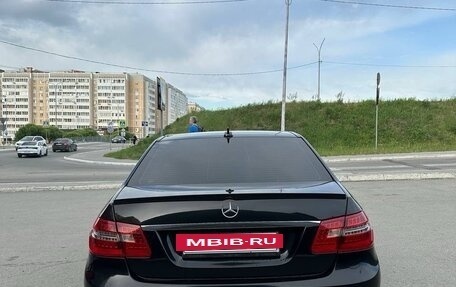 Mercedes-Benz E-Класс, 2011 год, 1 250 000 рублей, 5 фотография