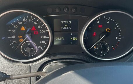 Mercedes-Benz M-Класс, 2010 год, 1 900 000 рублей, 13 фотография