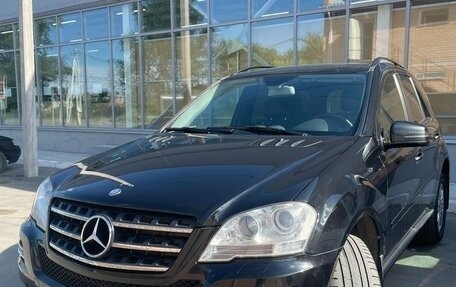 Mercedes-Benz M-Класс, 2010 год, 1 900 000 рублей, 3 фотография
