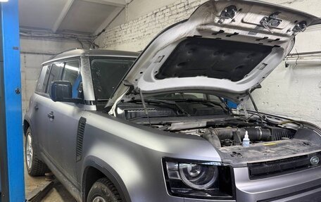 Land Rover Defender II, 2022 год, 7 950 000 рублей, 8 фотография