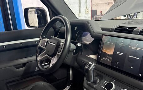 Land Rover Defender II, 2022 год, 7 950 000 рублей, 9 фотография
