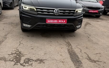 Volkswagen Tiguan II, 2017 год, 2 600 000 рублей, 1 фотография