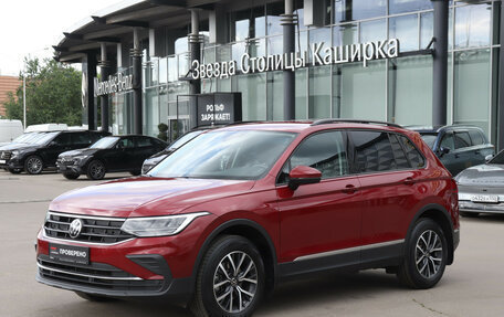 Volkswagen Tiguan II, 2022 год, 2 740 000 рублей, 1 фотография