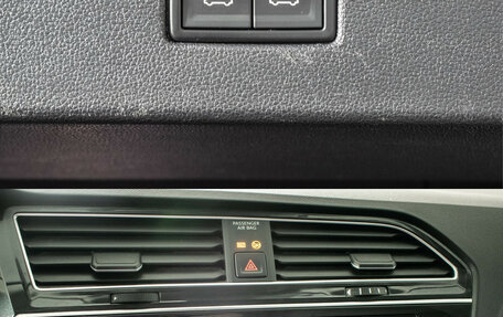 Volkswagen Tiguan II, 2020 год, 2 459 000 рублей, 17 фотография
