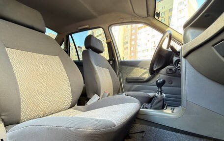 Daewoo Nexia I рестайлинг, 2004 год, 159 000 рублей, 12 фотография