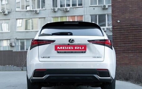 Lexus NX I, 2017 год, 3 300 000 рублей, 4 фотография
