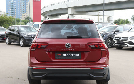 Volkswagen Tiguan II, 2022 год, 2 740 000 рублей, 7 фотография