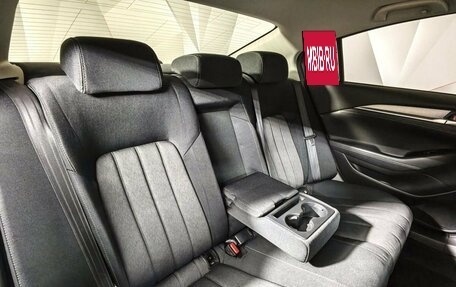 Mazda 6, 2018 год, 1 895 000 рублей, 17 фотография