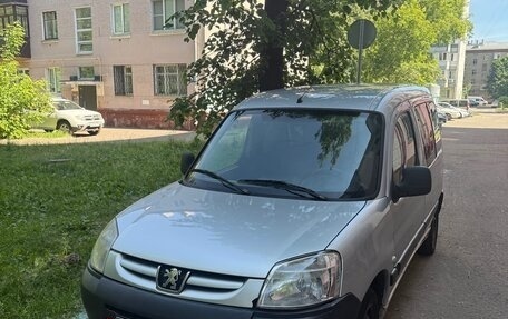 Peugeot Partner II рестайлинг 2, 2008 год, 400 000 рублей, 3 фотография