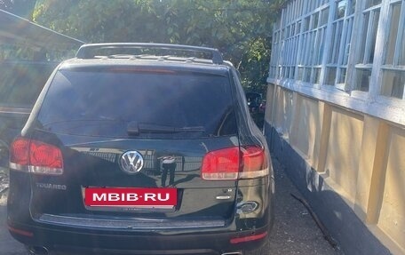 Volkswagen Touareg III, 2004 год, 600 000 рублей, 7 фотография