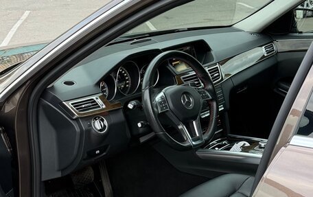 Mercedes-Benz E-Класс, 2015 год, 2 250 000 рублей, 10 фотография