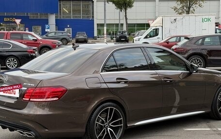 Mercedes-Benz E-Класс, 2015 год, 2 250 000 рублей, 17 фотография
