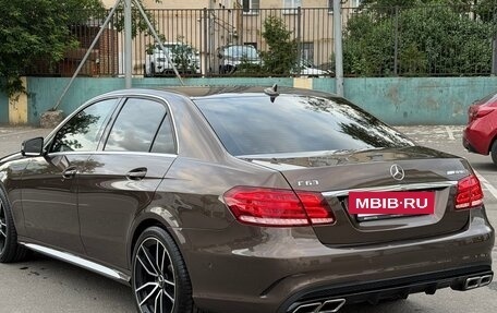 Mercedes-Benz E-Класс, 2015 год, 2 250 000 рублей, 15 фотография