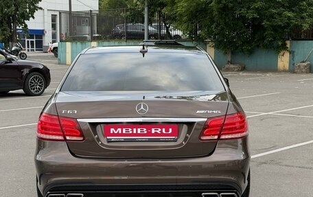 Mercedes-Benz E-Класс, 2015 год, 2 250 000 рублей, 16 фотография