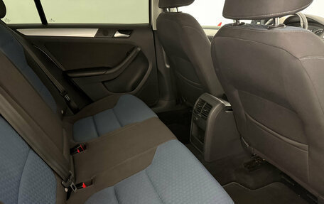 Volkswagen Jetta VI, 2013 год, 1 050 000 рублей, 13 фотография