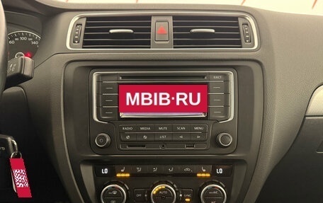 Volkswagen Jetta VI, 2013 год, 1 050 000 рублей, 14 фотография