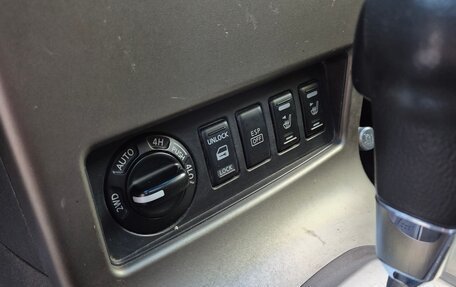 Nissan Pathfinder, 2008 год, 700 000 рублей, 14 фотография