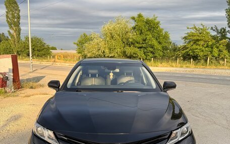 Toyota Camry, 2019 год, 2 550 000 рублей, 1 фотография